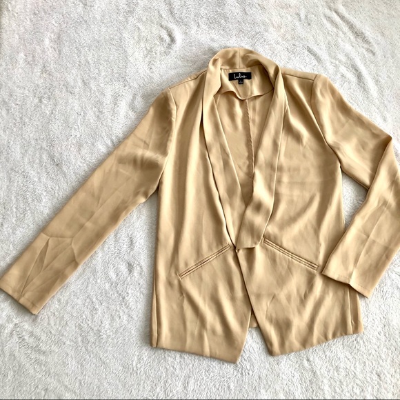 SOLD✖️Lulu's Taupe Miss Punctuality Blazer | Large - Picture 3 of 11